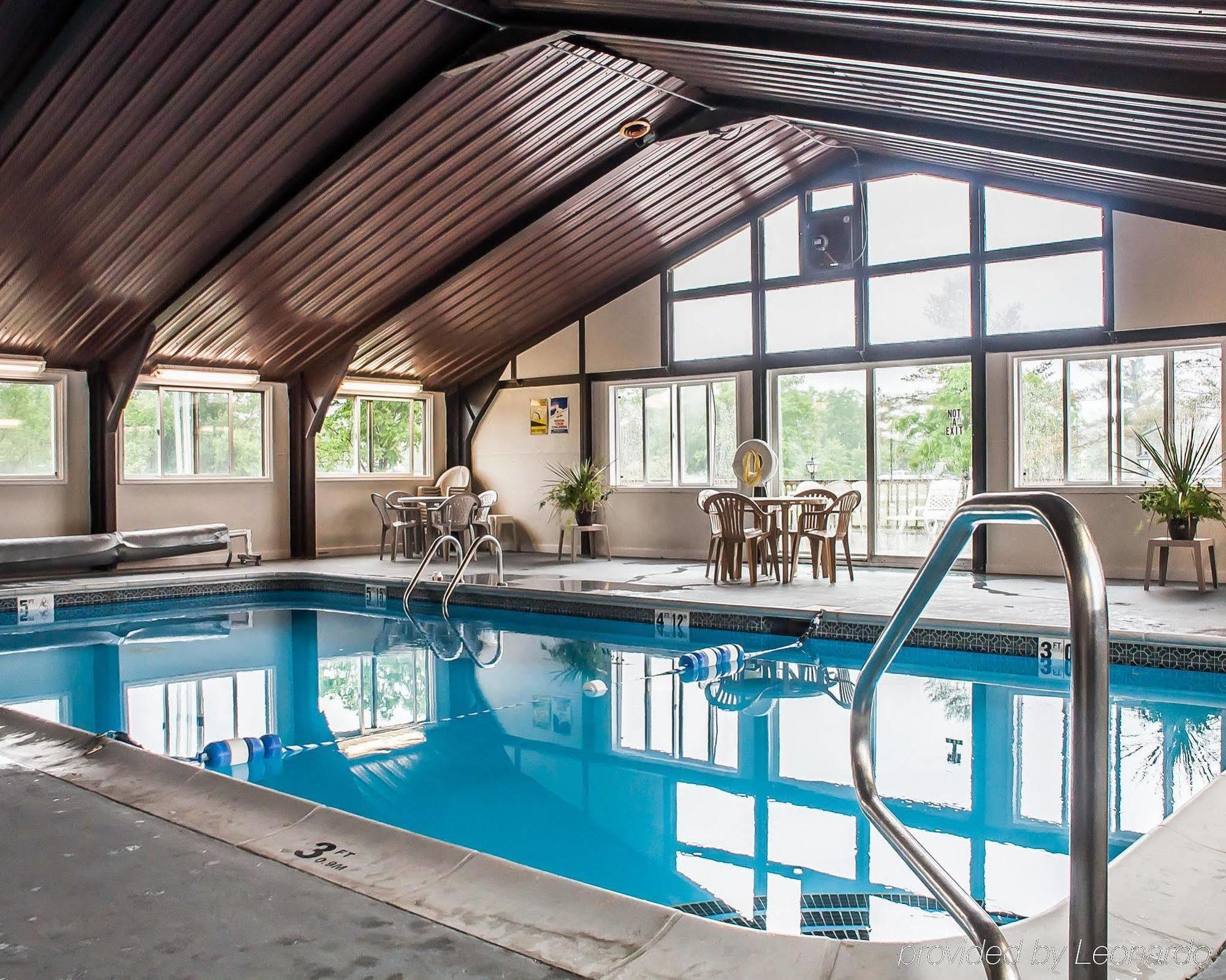 Hotel Adirondack Efficiencies 3*